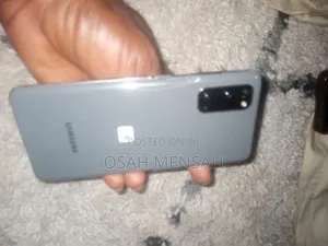 Samsung Galaxy S20 128 GB Purple