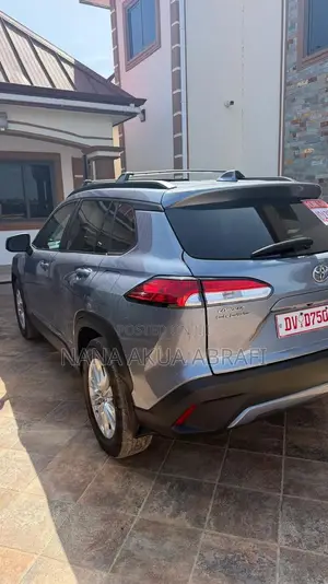 Toyota RAV4 XLE FWD 2023 Gray