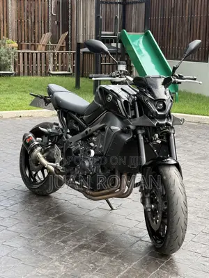 New Yamaha 2023 Black
