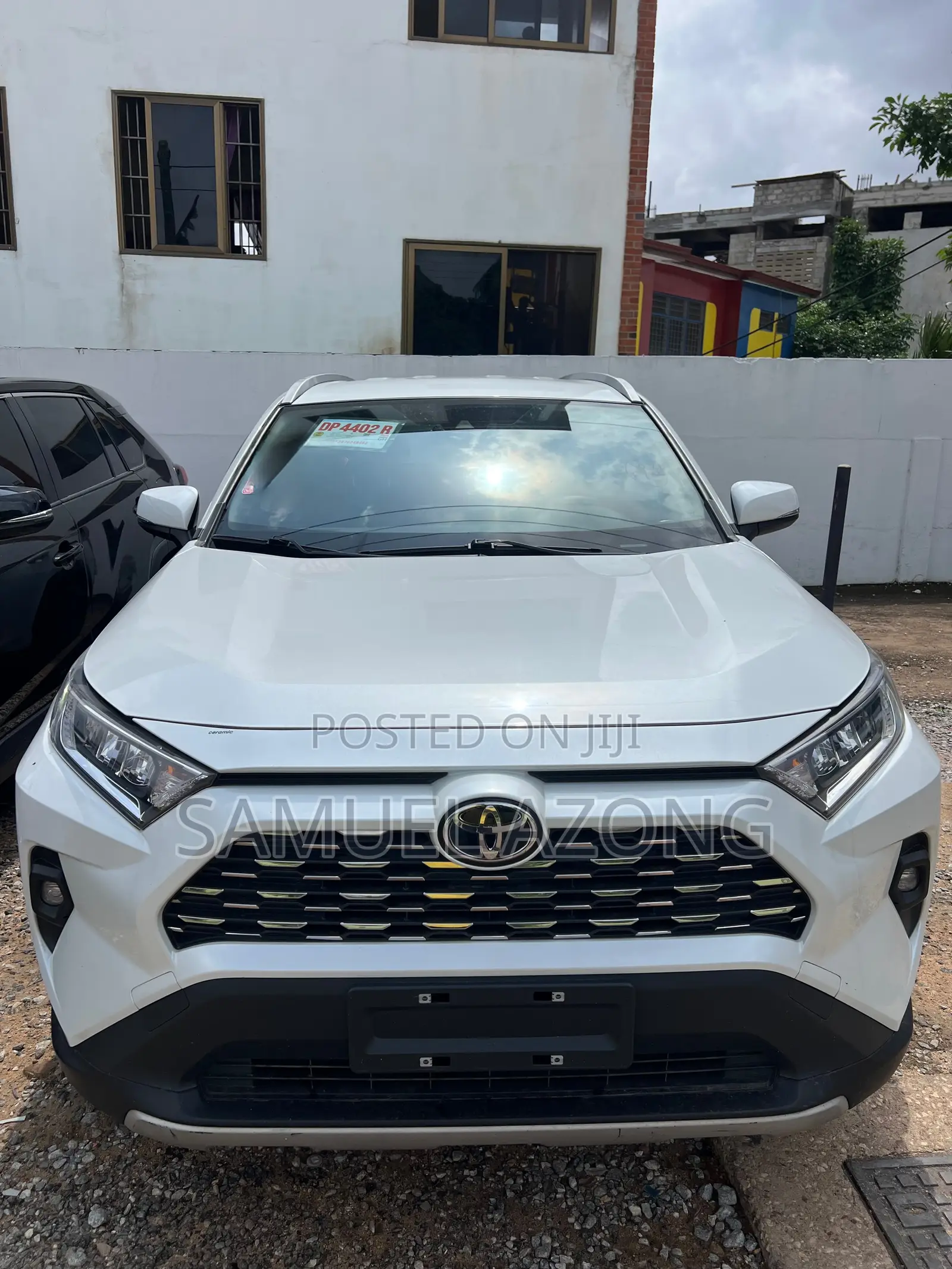 Toyota RAV4 XLE AWD 2023 White
