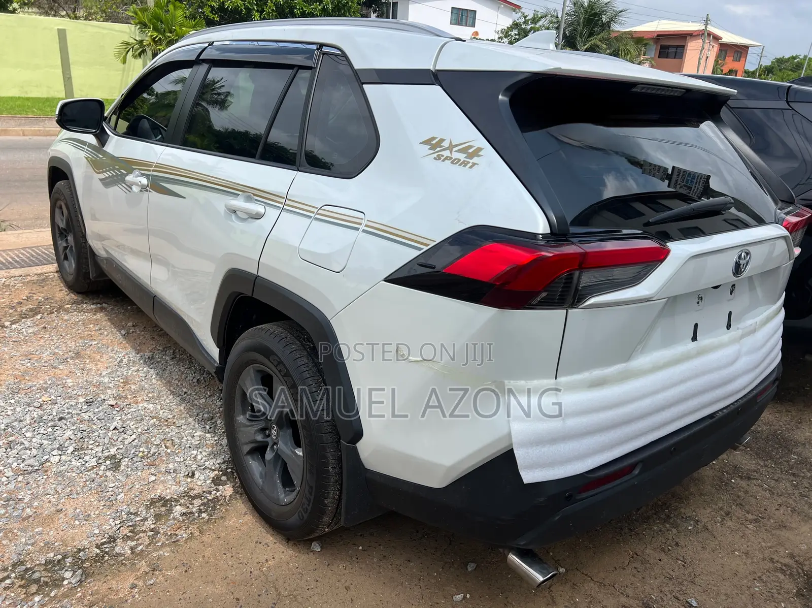 Toyota RAV4 XLE AWD 2023 White