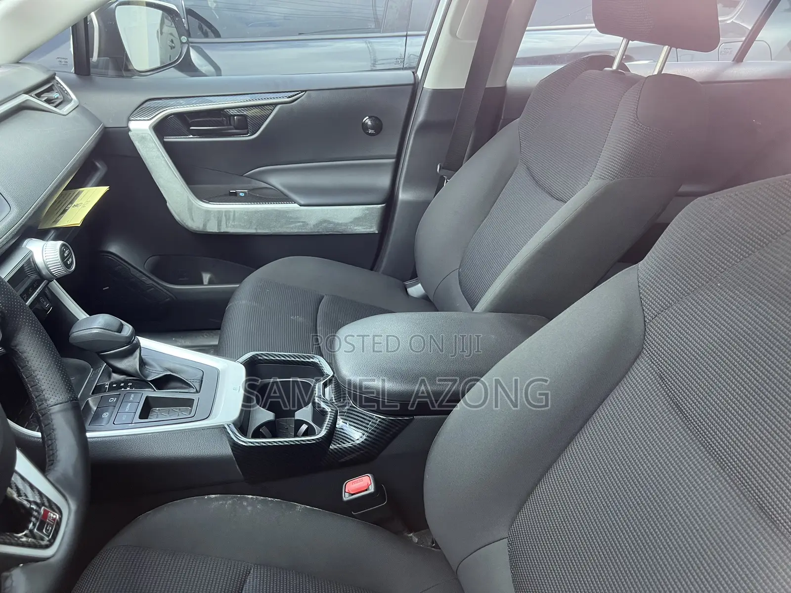 Toyota RAV4 XLE AWD 2023 White