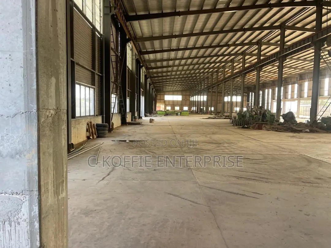 2000 SQM Warehouse at Amasaman for Rent