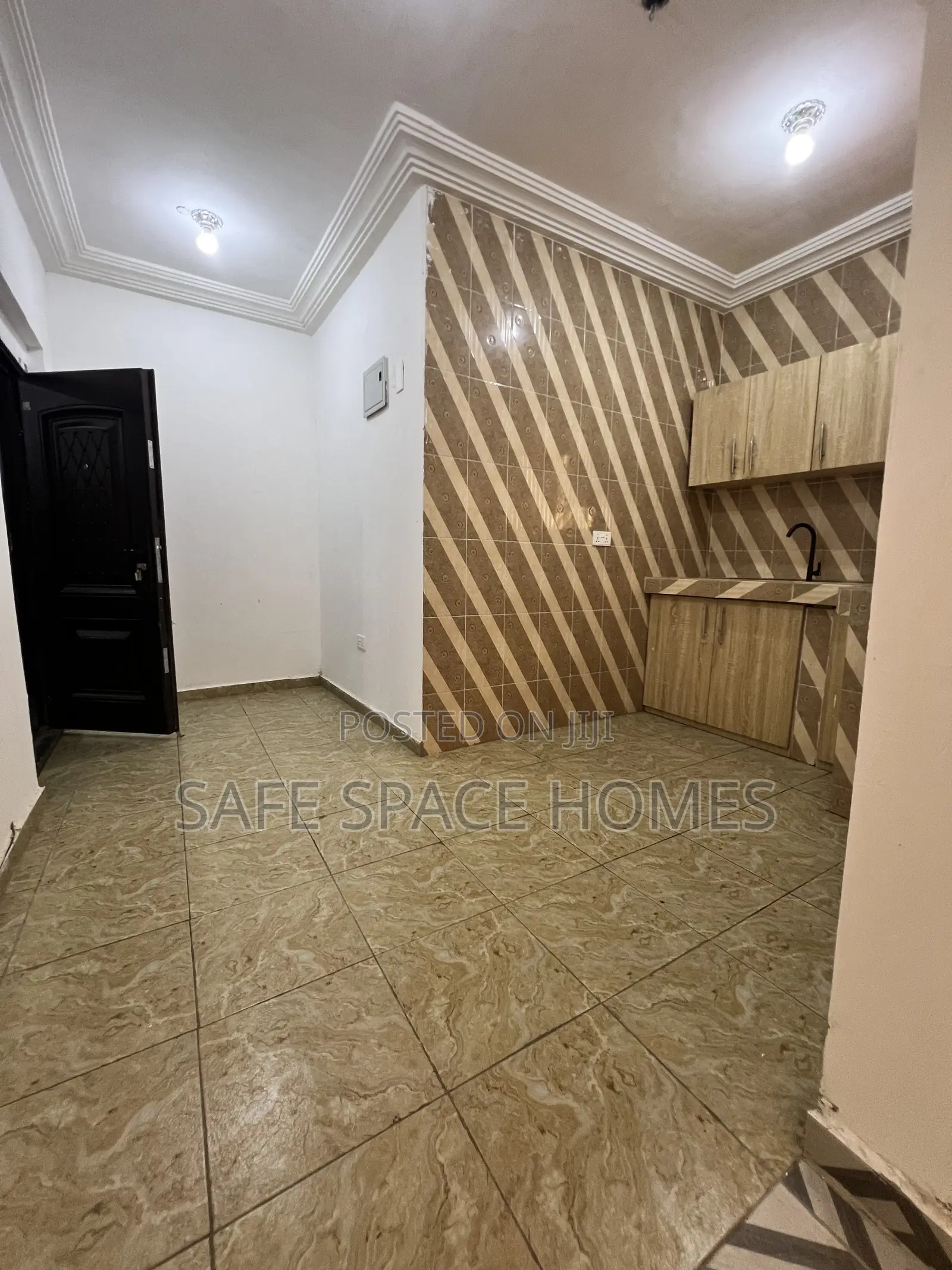 1bdrm Apartment in Tseaddo for rent