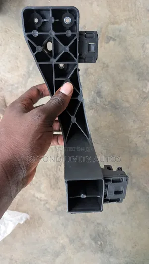 Hyundai Elantra 2021,2022,2023 Headlight Seat