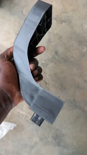 Hyundai Elantra 2021,2022,2023 Headlight Seat