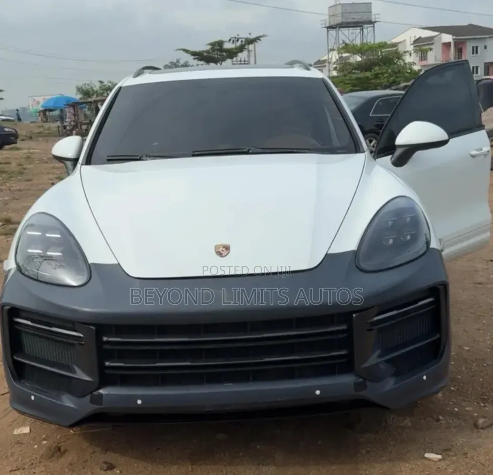 Porsche Cayenne 2012,2013,2014 Upgrade 2024 Conversion Kit Available