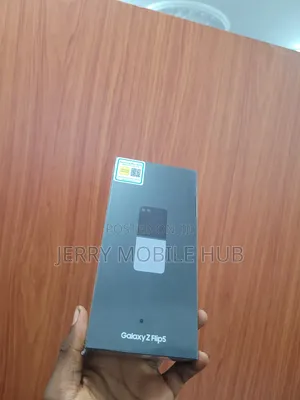 New Samsung Galaxy Z Flip 5 256 GB Black
