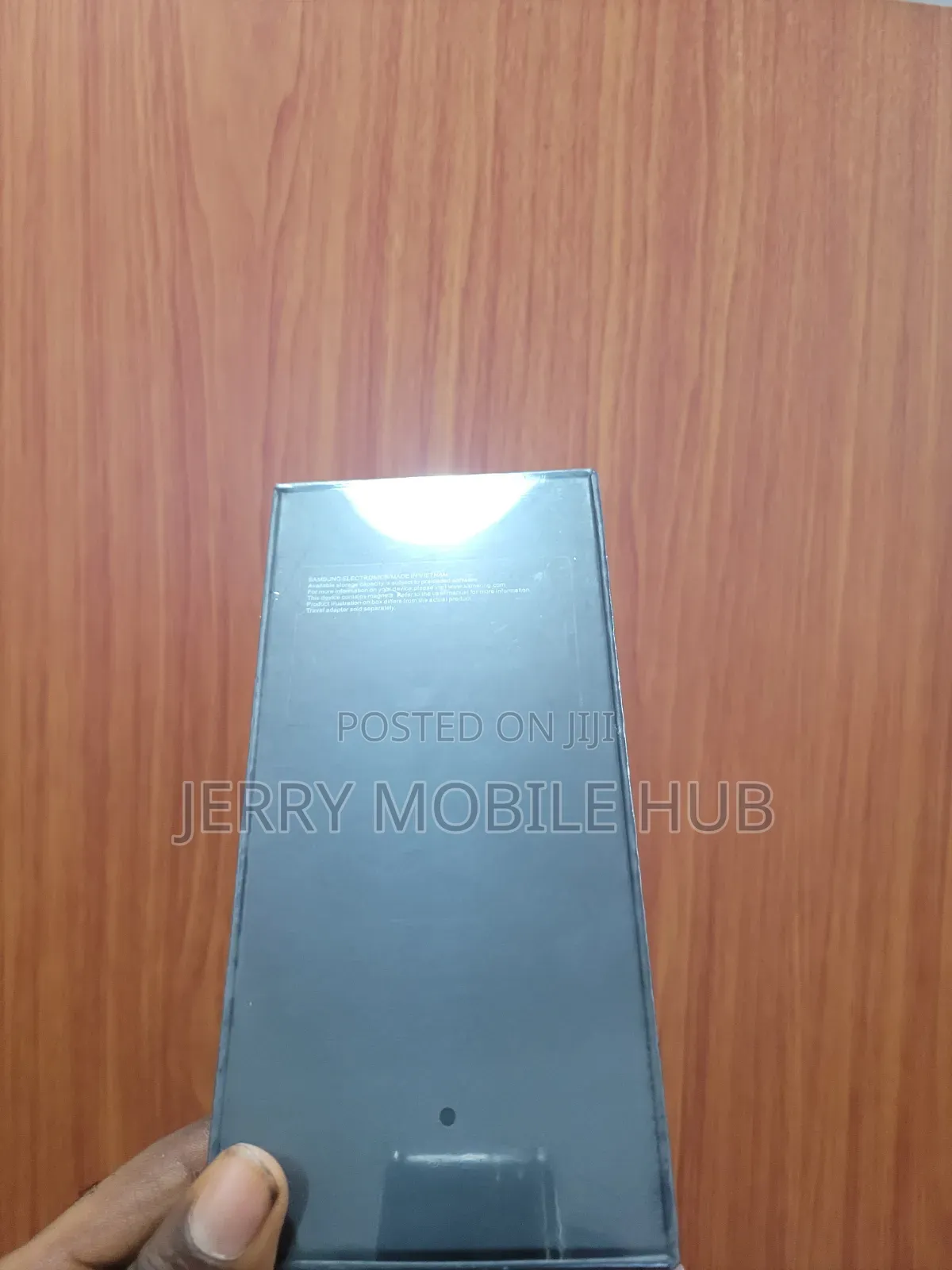 New Samsung Galaxy Z Flip 5 256 GB Black