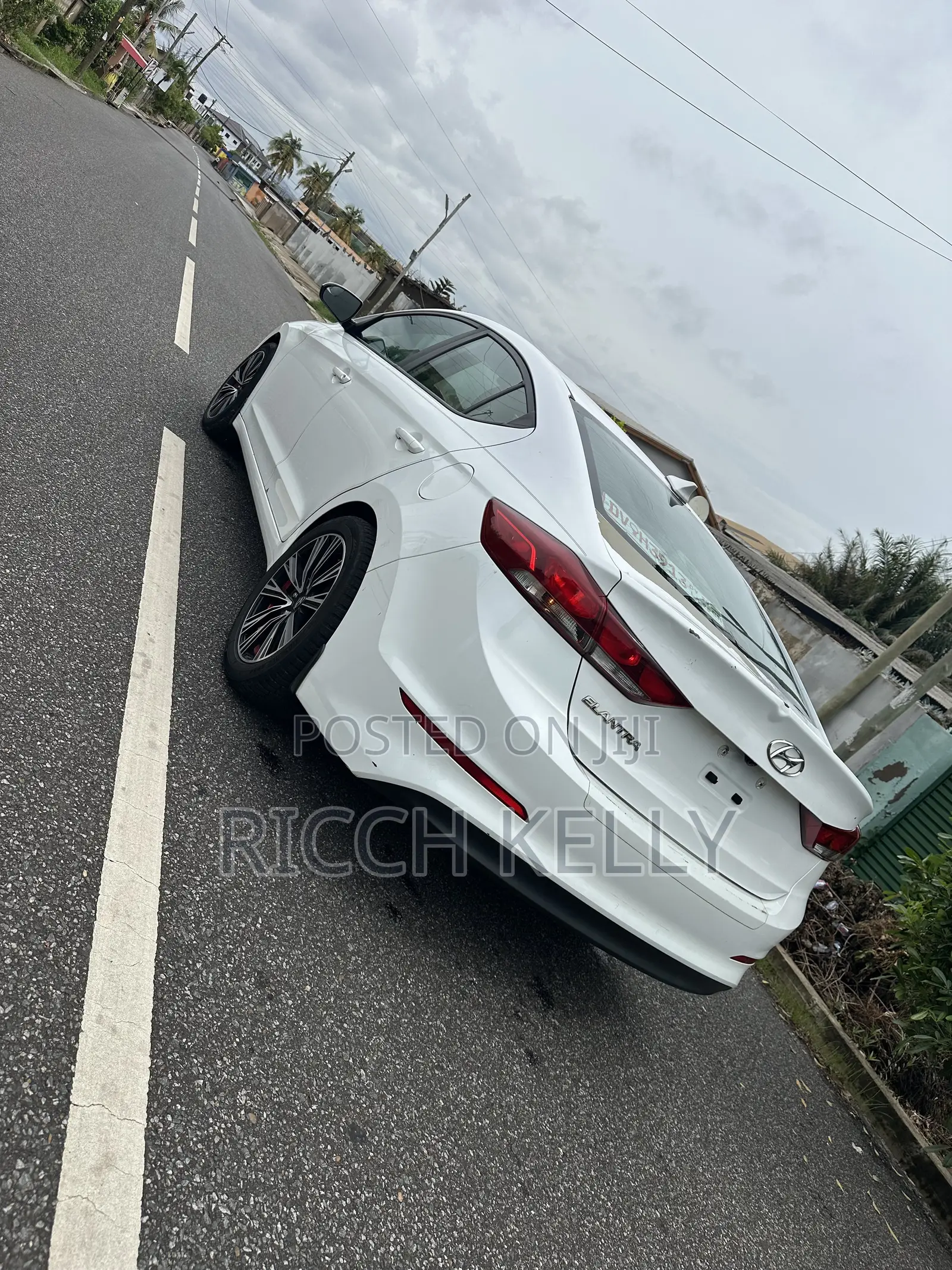 Hyundai Elantra SE 2018 White