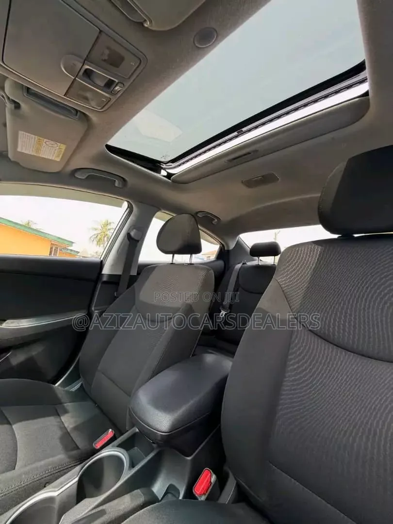 Hyundai Elantra 2015 Black