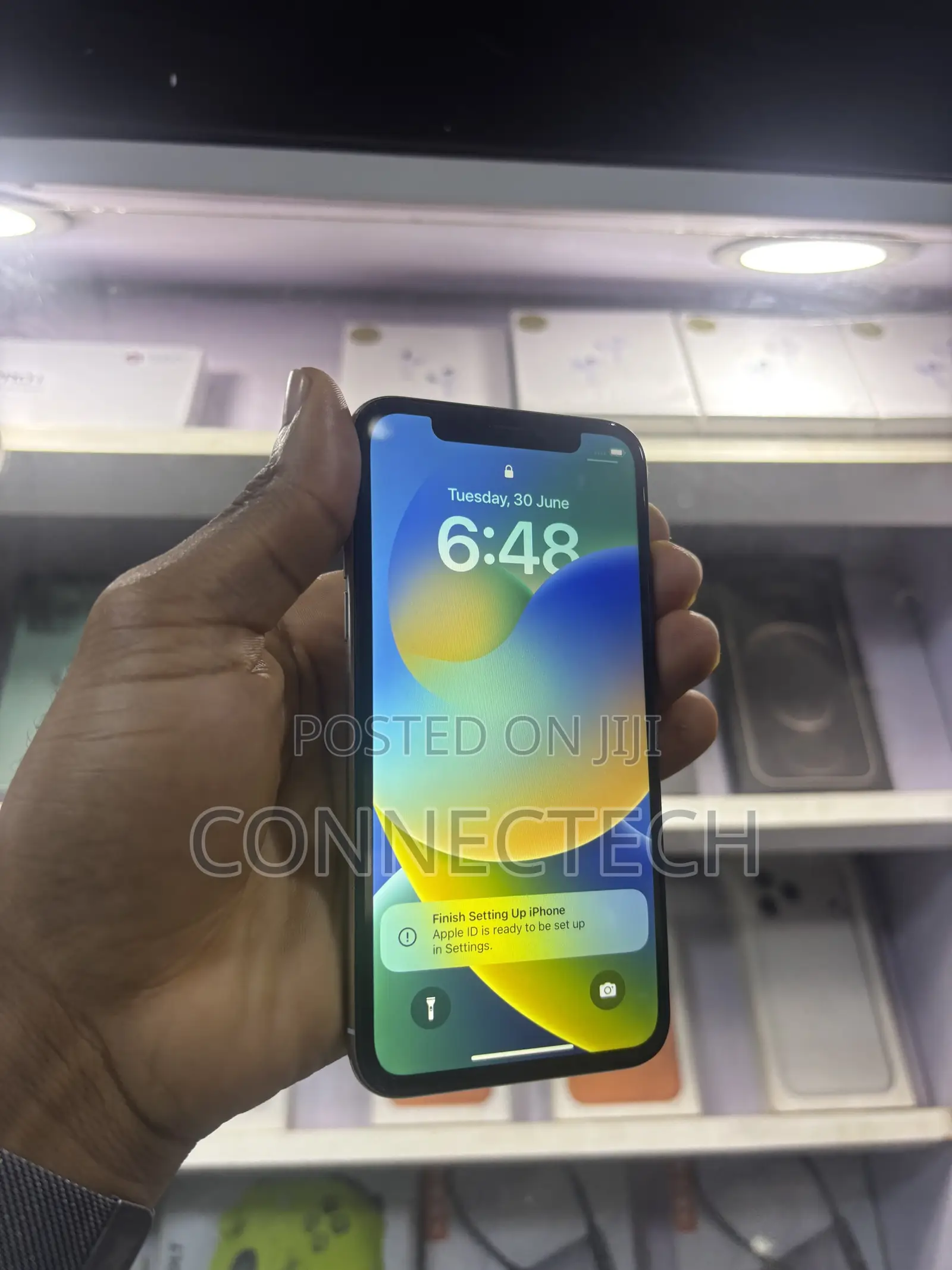 Apple iPhone X 64 GB White