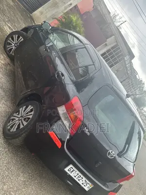 Toyota Vitz 2010 Black