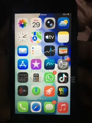 Apple iPhone SE (2020) 64 GB Gray