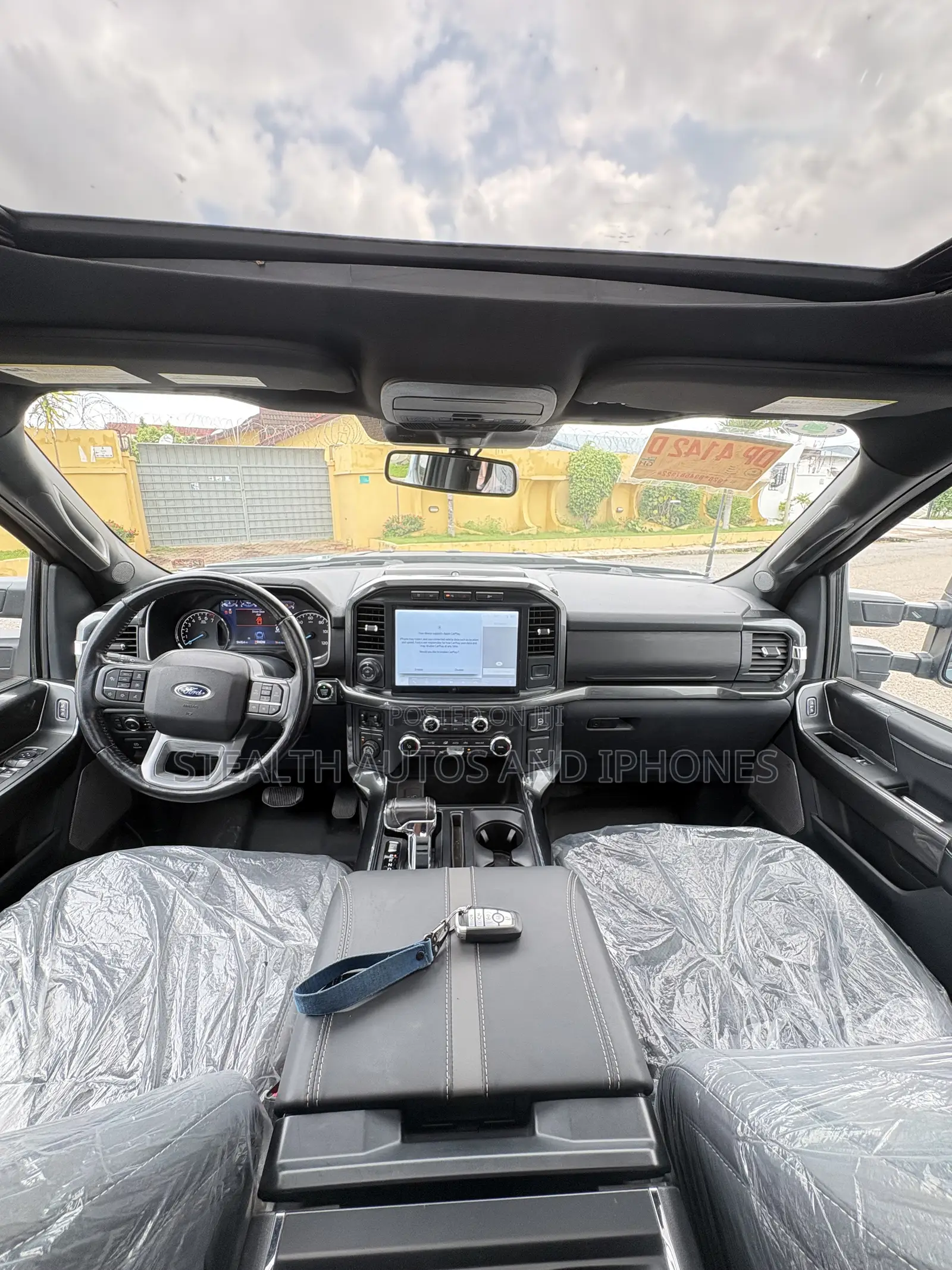 Ford F-150 Raptor 2023 Gray