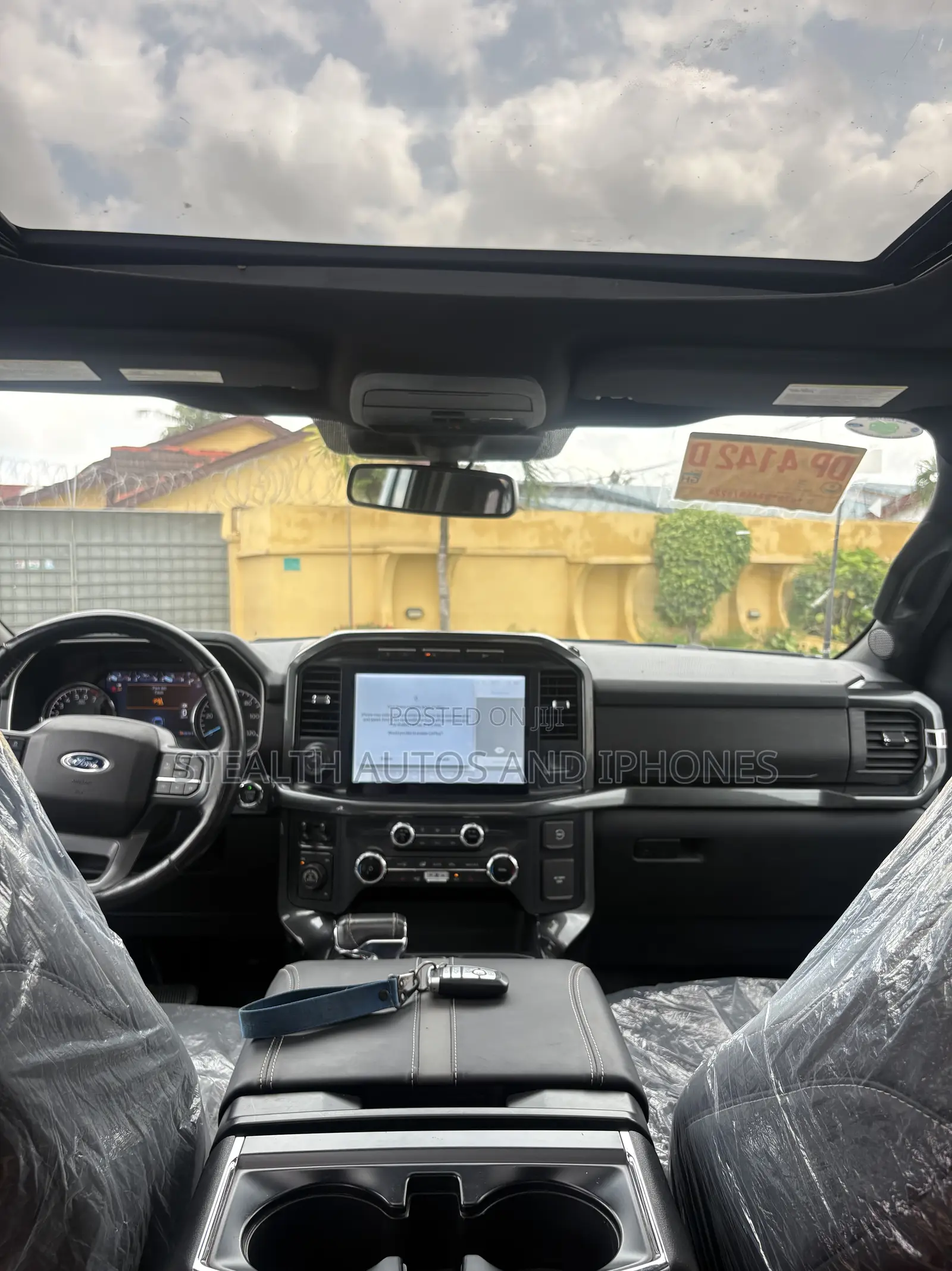 Ford F-150 Raptor 2023 Gray