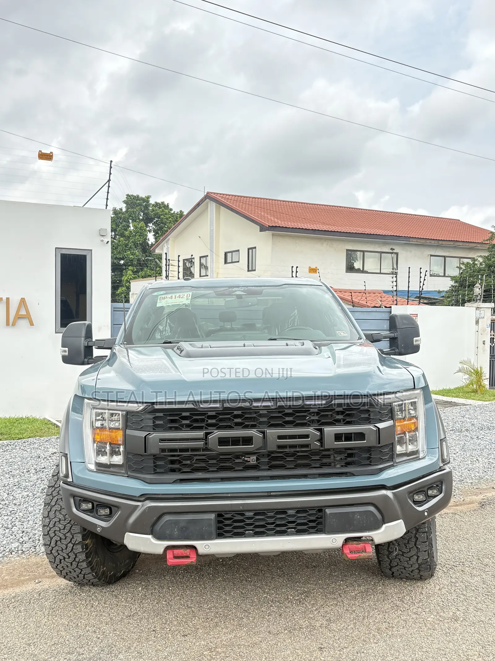 Ford F-150 Raptor 2023 Gray
