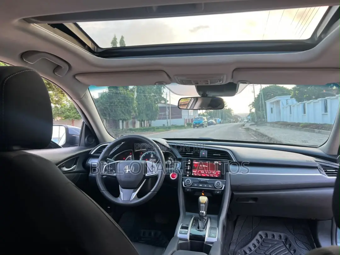 Honda Civic EX 4dr Sedan (2.0L 4cyl) 2017 Blue