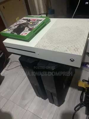 Uk Neat Xbox One Special Edition With Controller