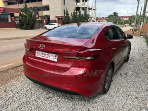 Hyundai Elantra SE 2018 Red