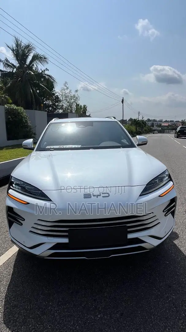 BYD Song Plus 2025 White