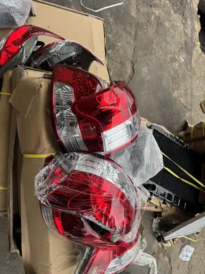 Toyota Yaris 2008 Headlamps