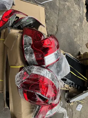 Toyota Yaris 2008 Headlamps