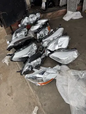 Toyota Yaris 2008 Headlamps