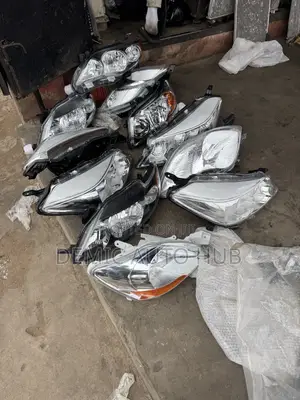 Toyota Yaris 2008 Headlamps