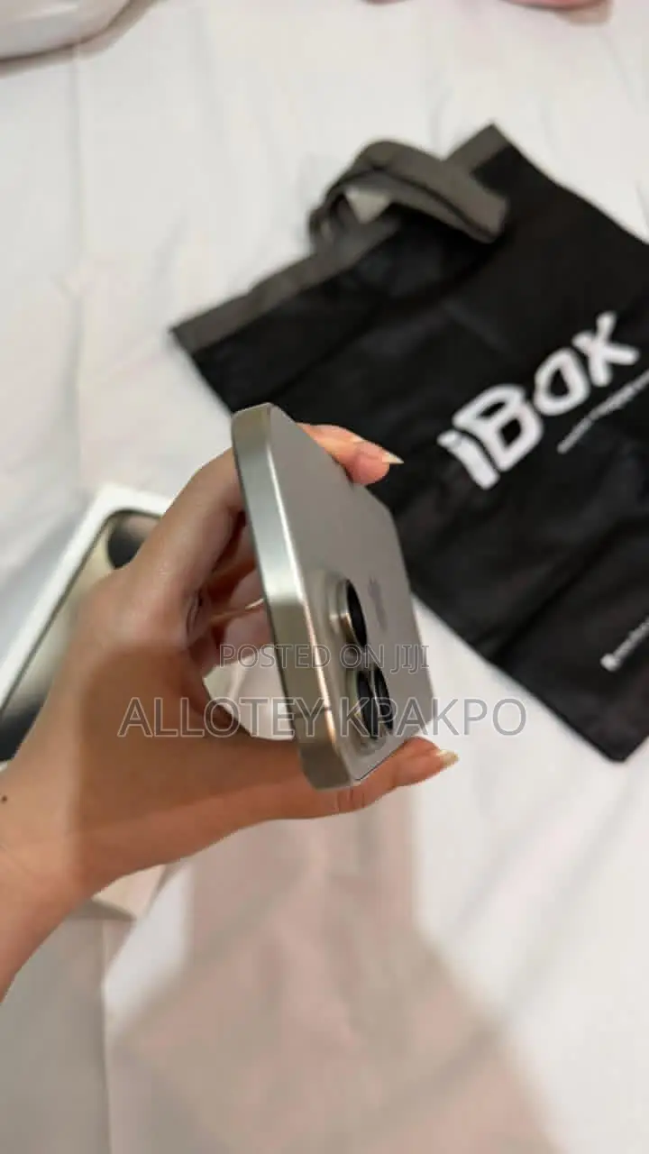 Apple iPhone 15 Pro Max 256 GB Silver