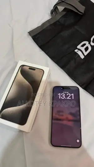 Apple iPhone 15 Pro Max 256 GB Silver
