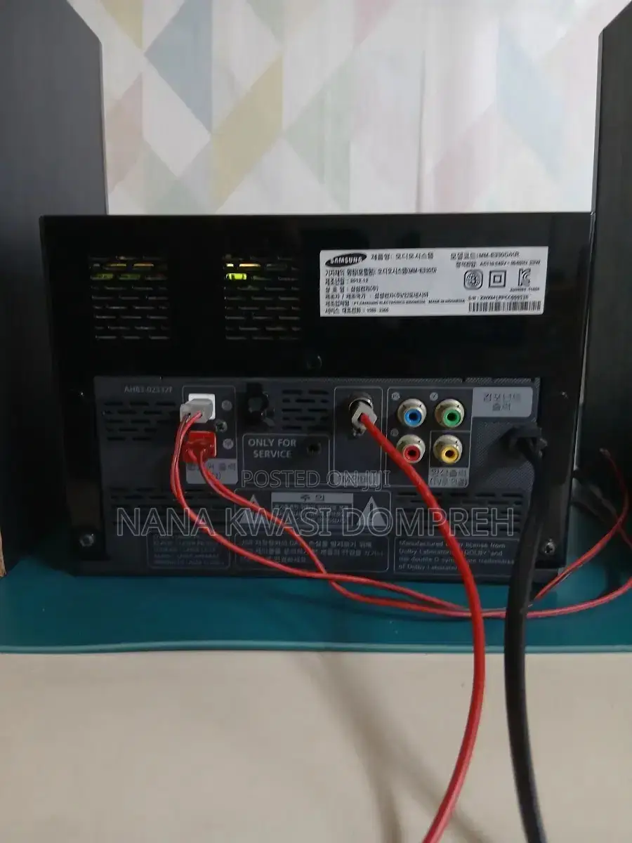 Uk Use Very Neat Samsung Mm-E330d Audio System