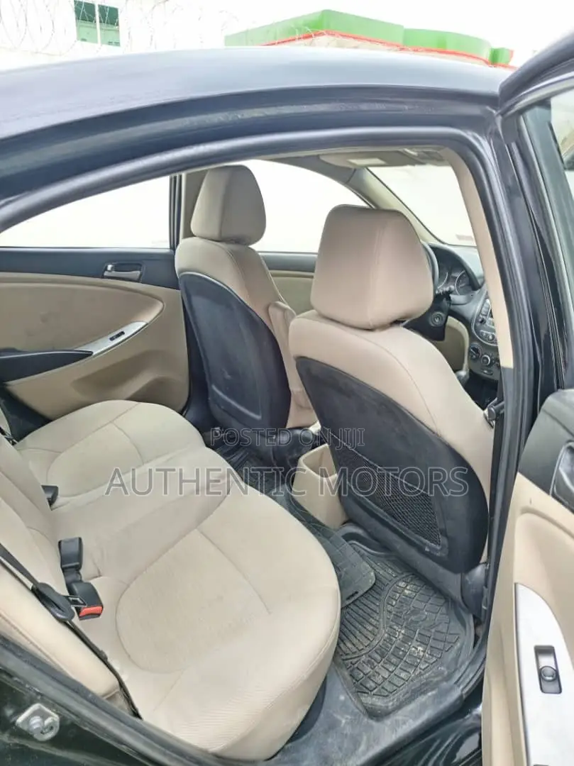 Hyundai Accent GLS 4dr Sedan (1.6L 4cyl 6A) 2014 Black