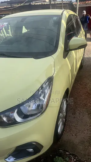 Chevrolet Spark 2018 Green