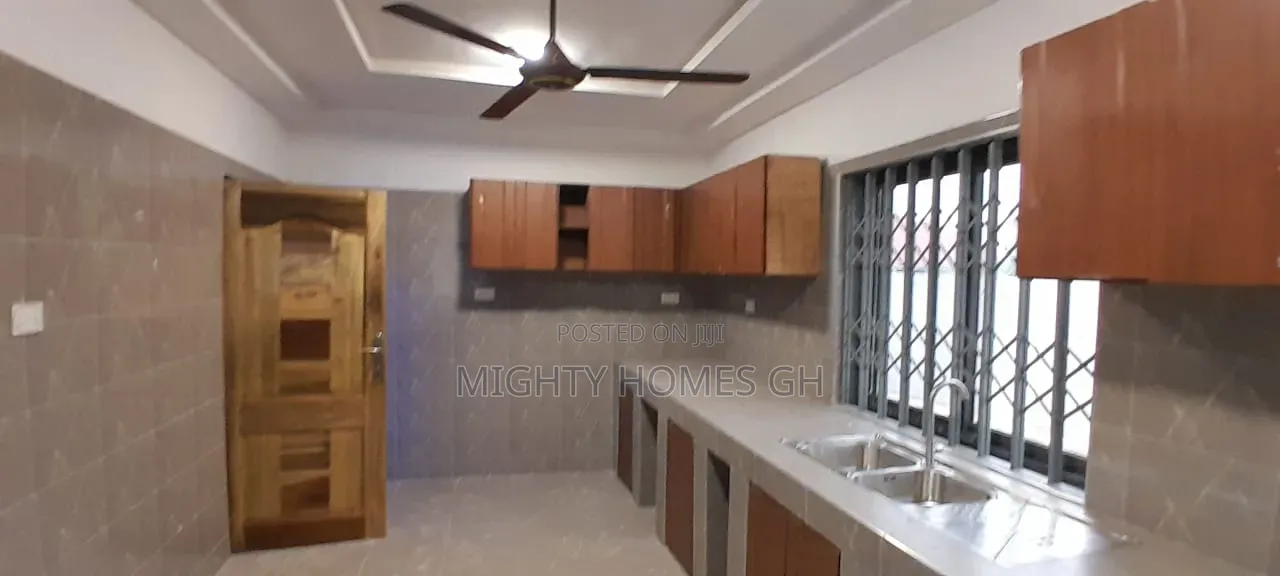4bdrm House in Mighty Homes, Kasoa for rent