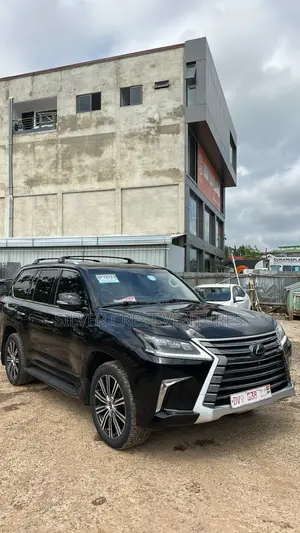 Lexus LX 570 (5 seats) AWD 2020 Black