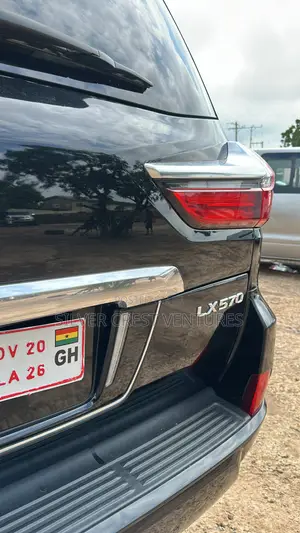 Lexus LX 570 (5 seats) AWD 2020 Black