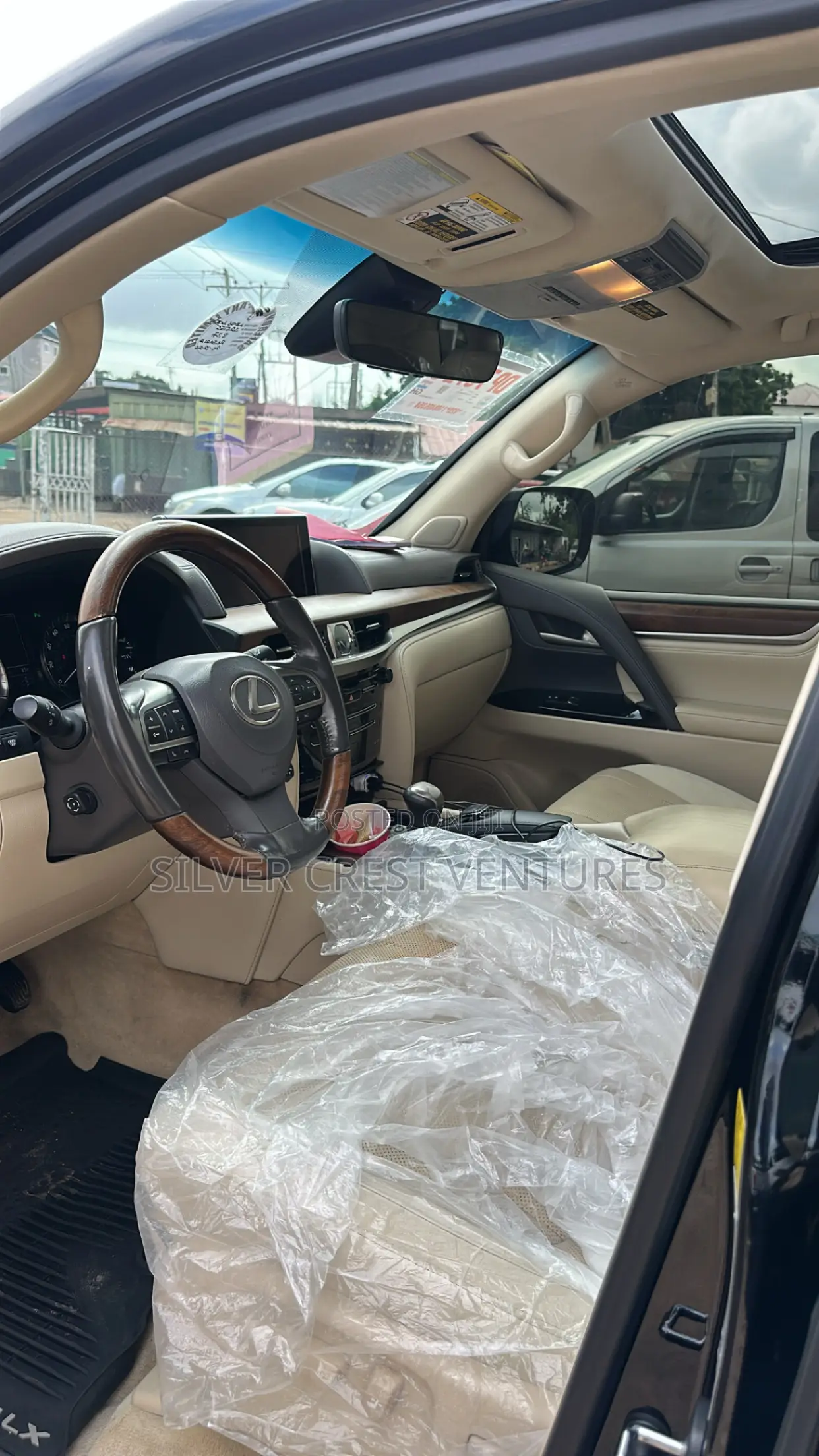 Lexus LX 570 (5 seats) AWD 2020 Black