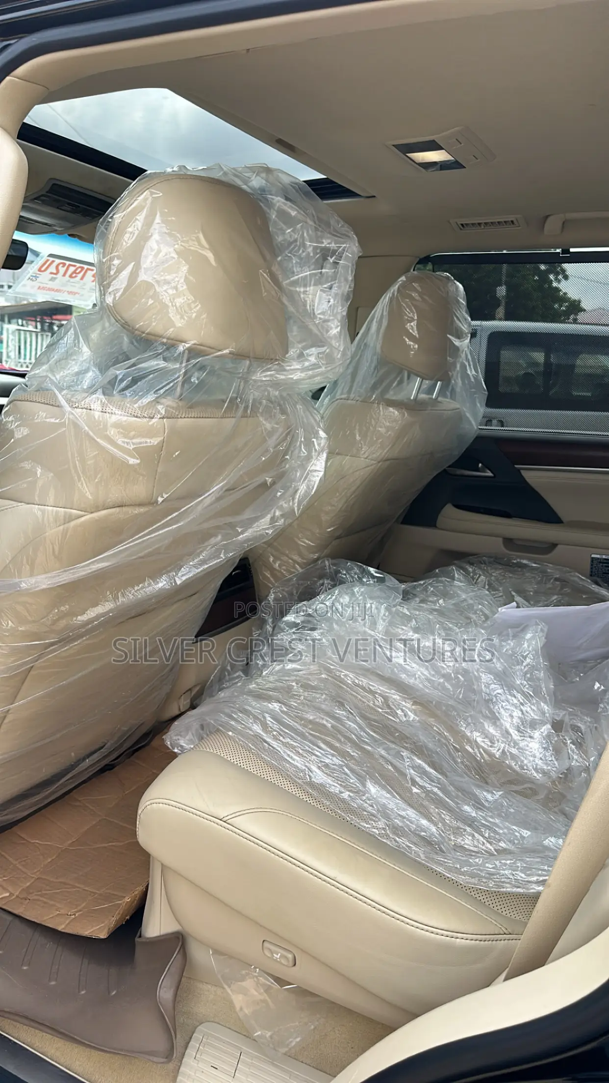Lexus LX 570 (5 seats) AWD 2020 Black