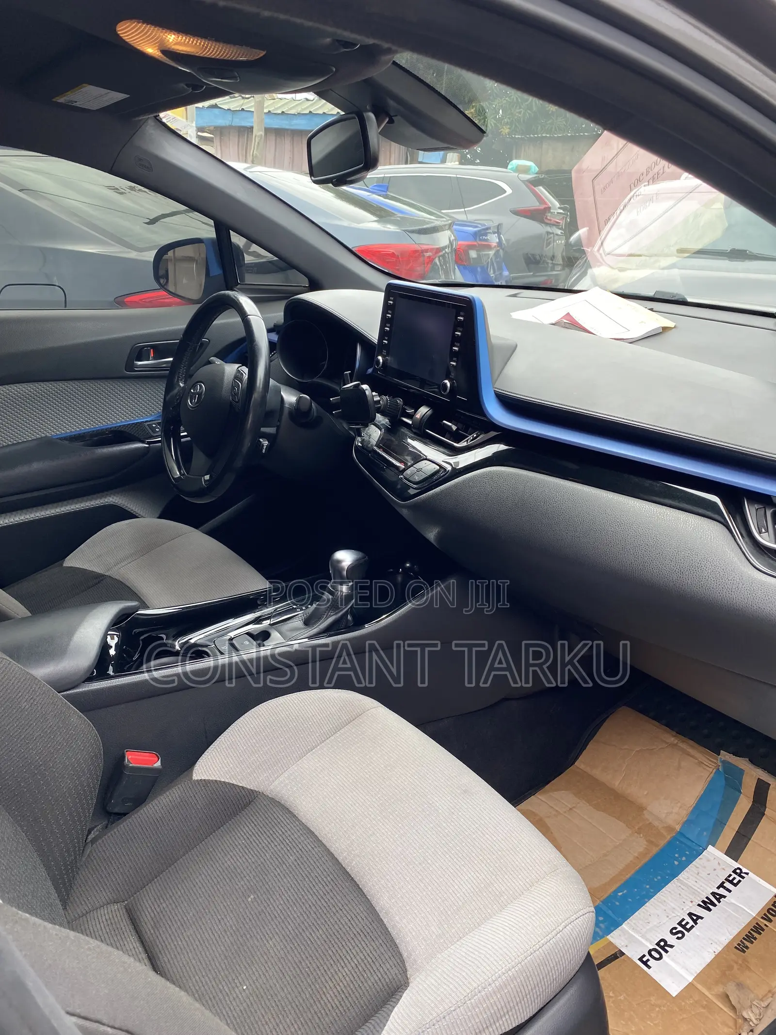 Toyota C-HR 2019 Gray