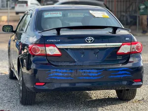 Toyota Corolla 2013 Blue