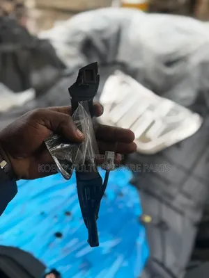 Original Brand New Hyndai Elantra 2016 Sensor Handles Available