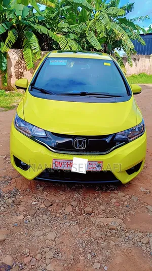 Honda Fit 2017 Yellow