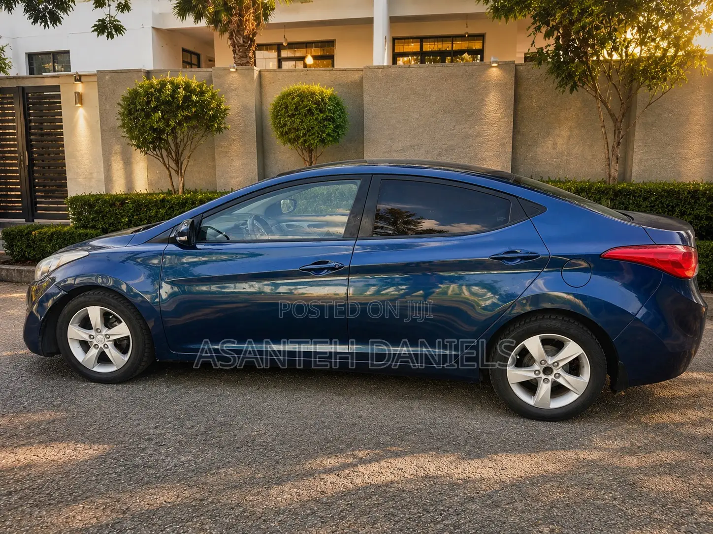 Hyundai Elantra GLS Automatic 2012 Blue