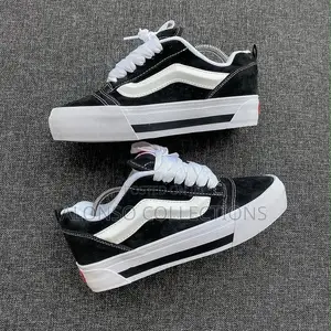 Vans Black - White