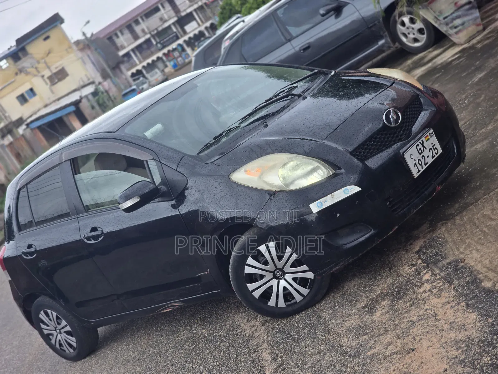 Toyota Vitz 2010 Black