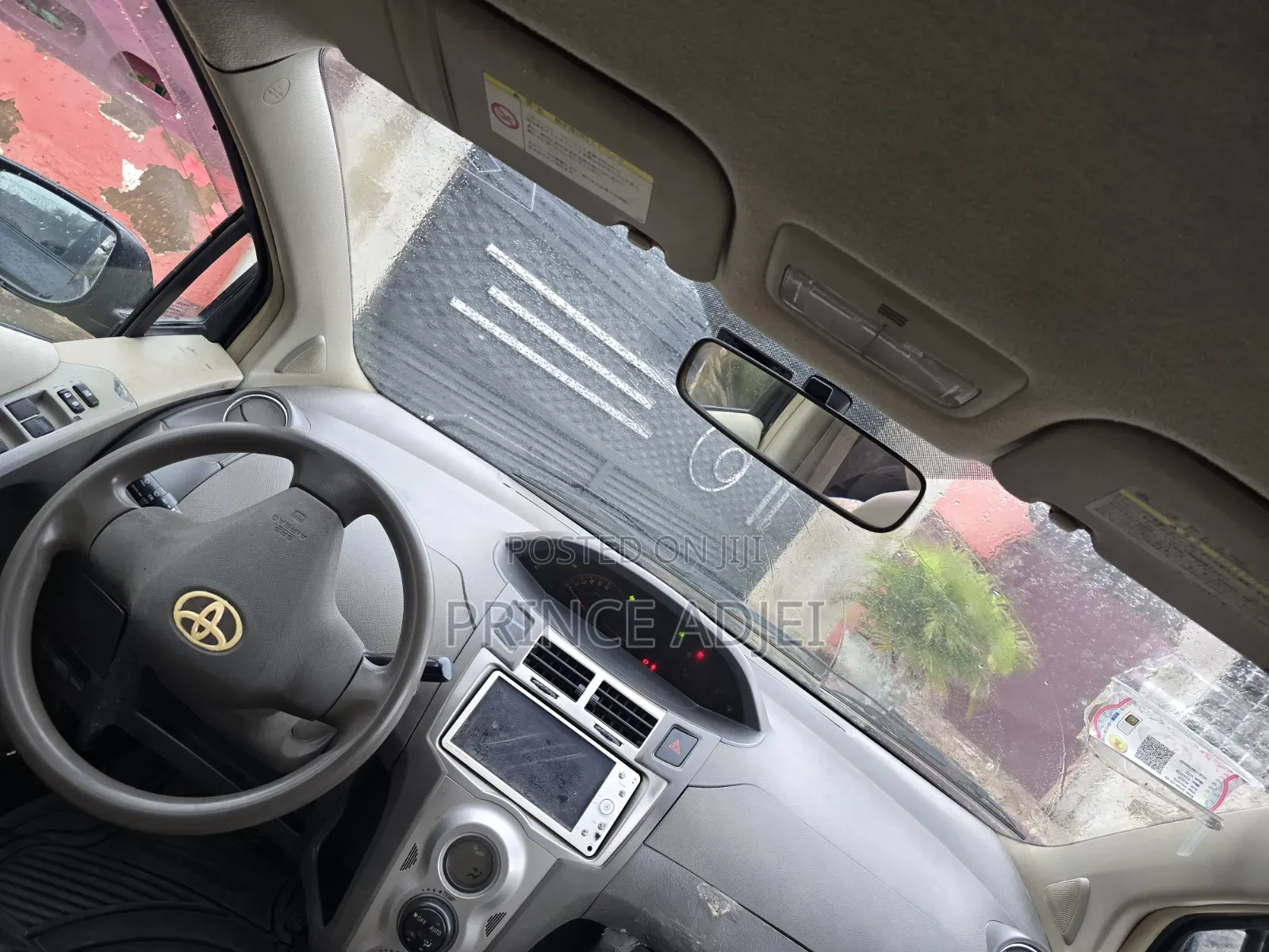 Toyota Vitz 2010 Black