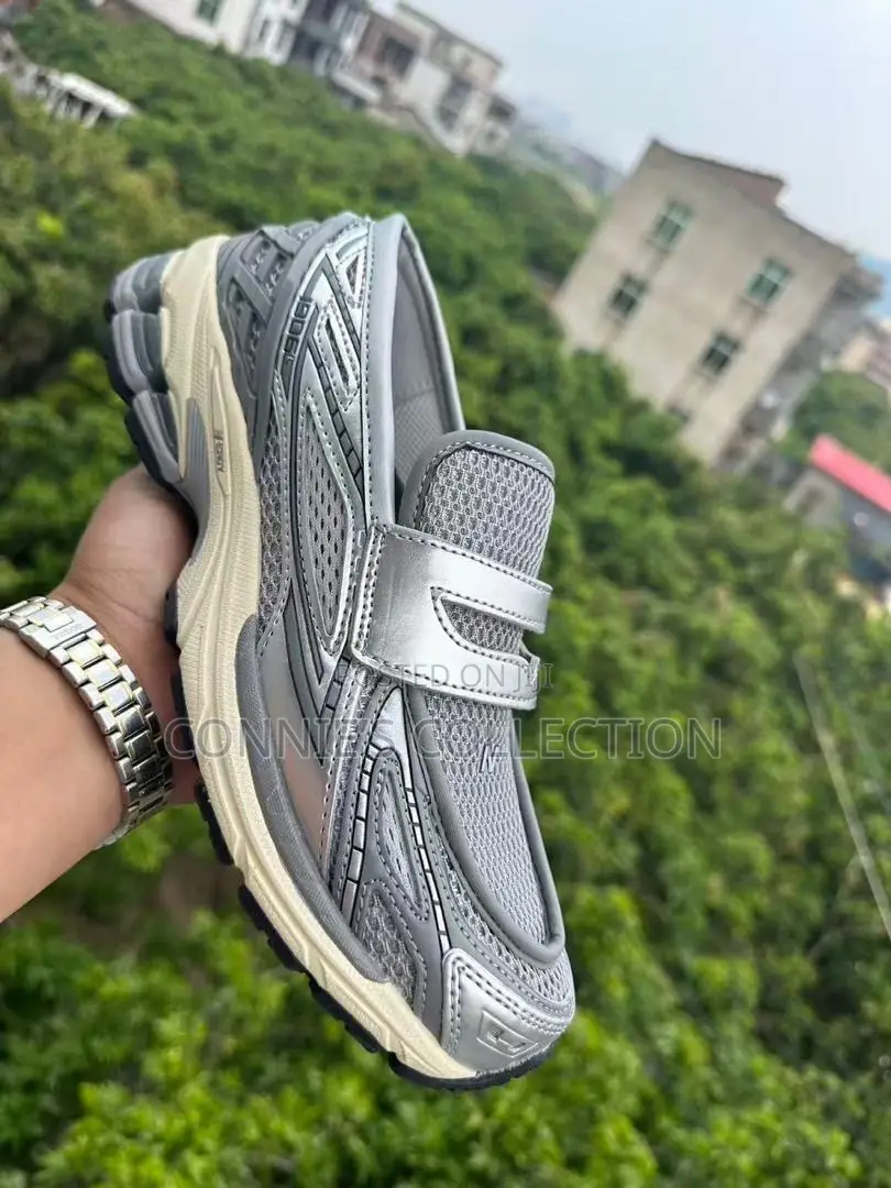 New Balance 1906l Loafers