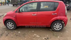 Daihatsu Sirion 2010 Red