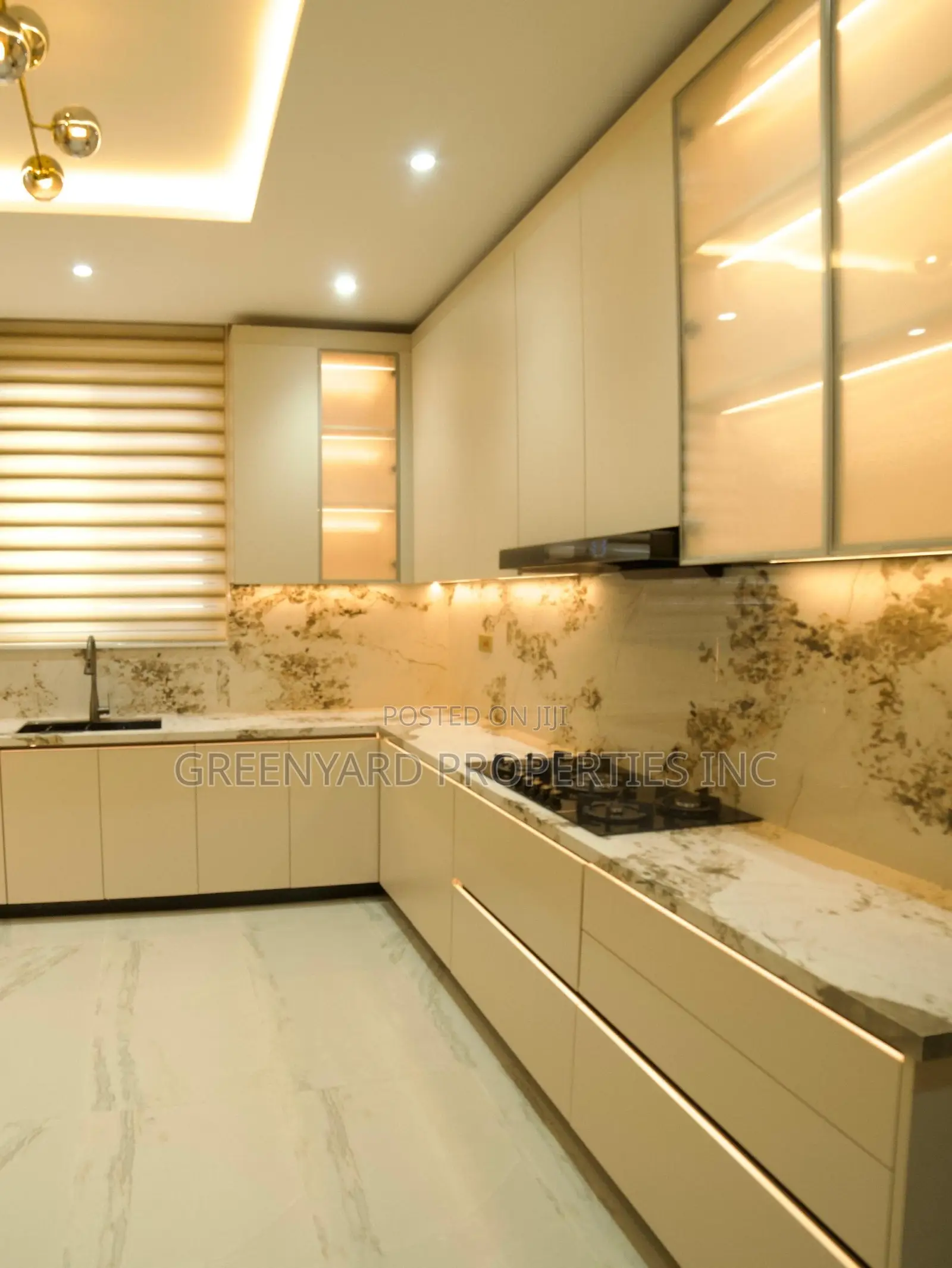 Furnished 4bdrm Mansion in Hills, East Legon for sale